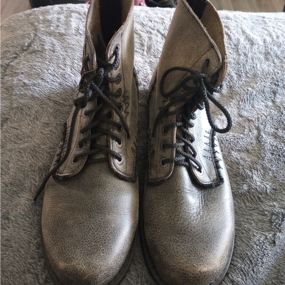 Affliction Gray Leather Lace-Up Boots 13